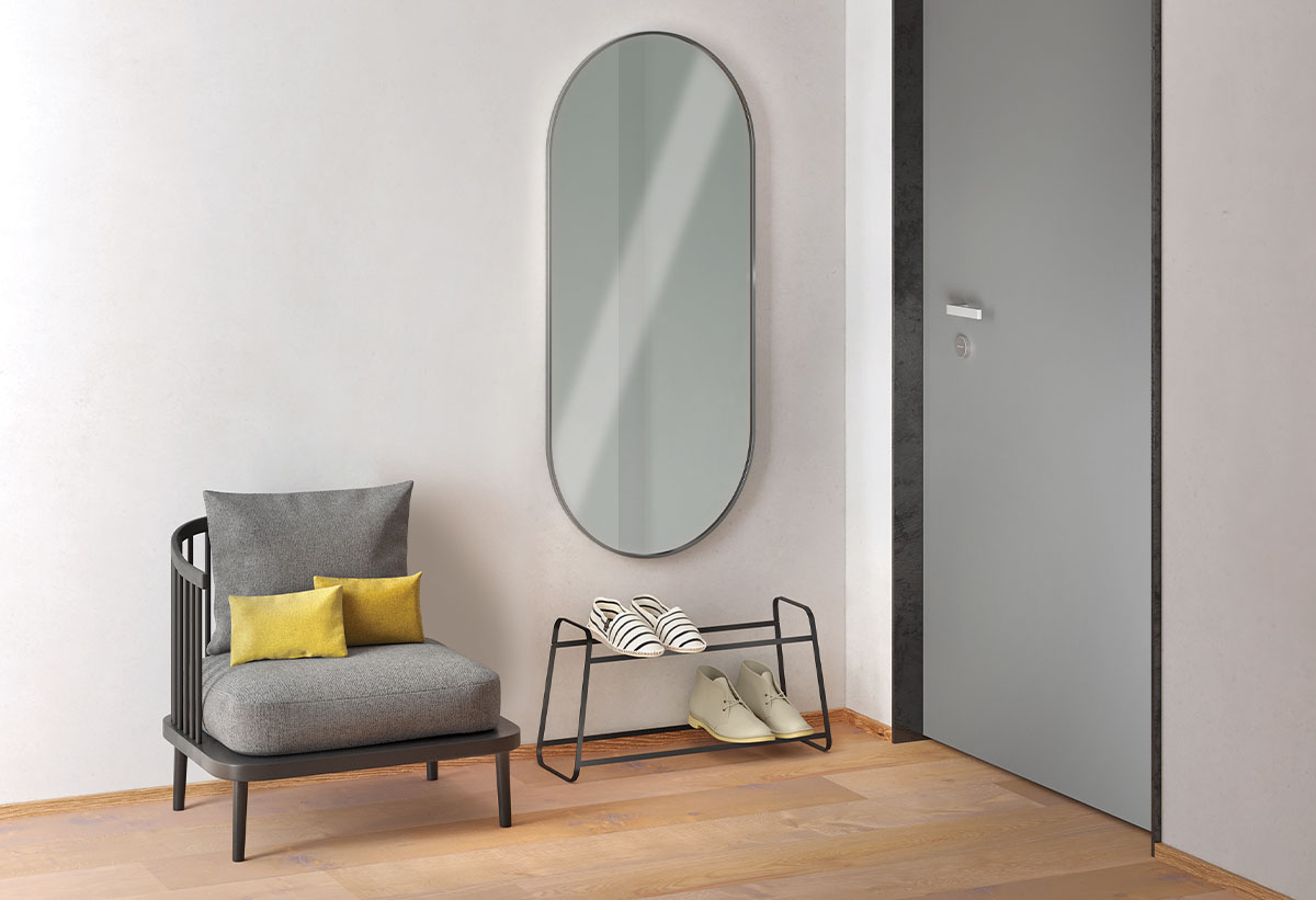 Απεικονίζεται η παπουτσοθήκη σε ένα υπνοδωμάτιο.